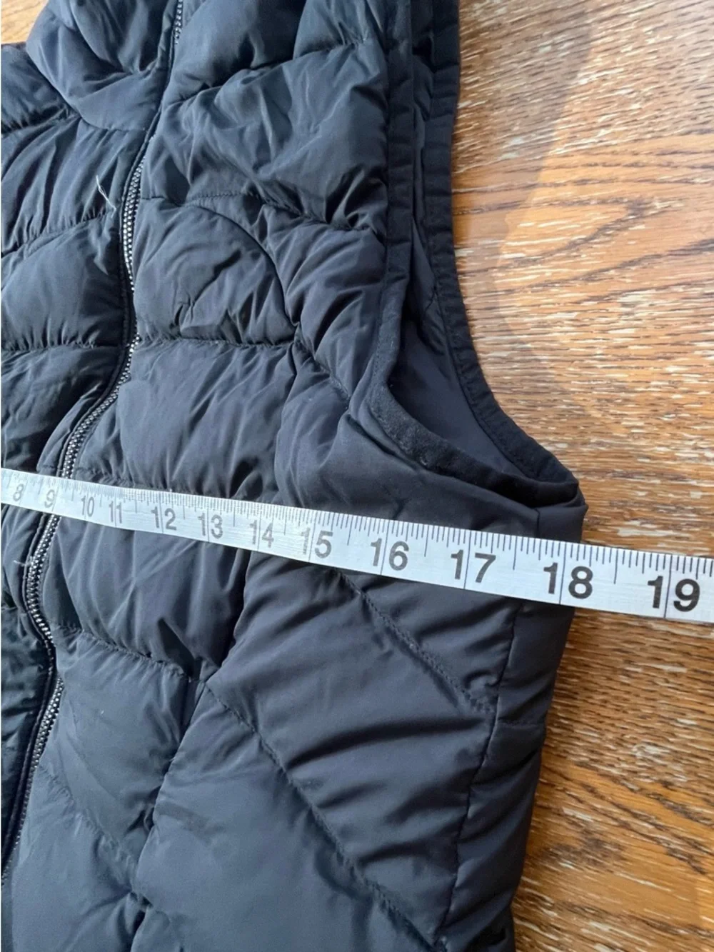 Lululemon Pack It Down Black Vest Size 8 - Picture 7 of 8